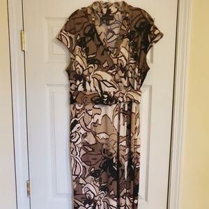 *Dana Buchman Print Dress with Matching Belt